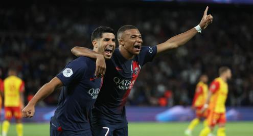 بعد 82 يومًا.. أسينسيو يظهر في قائمة سان جيرمان لمباراة موناكو